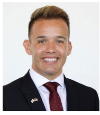 Alexander Godinez-Robinson headshot.