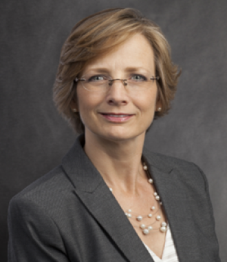 Deborah Hackett headshot.